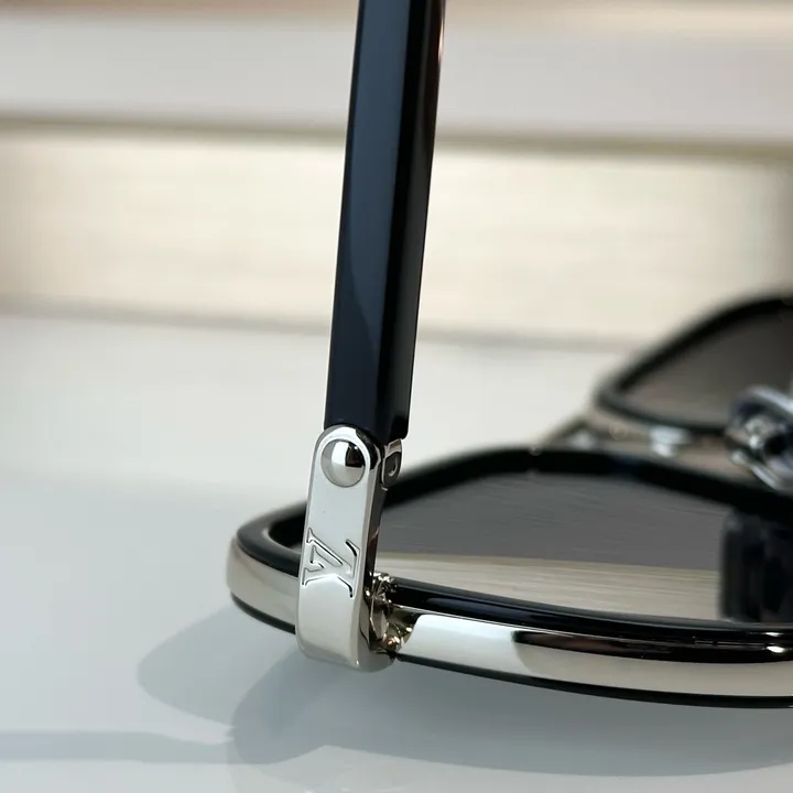 スーパーコピー ルイヴィトン サングラス