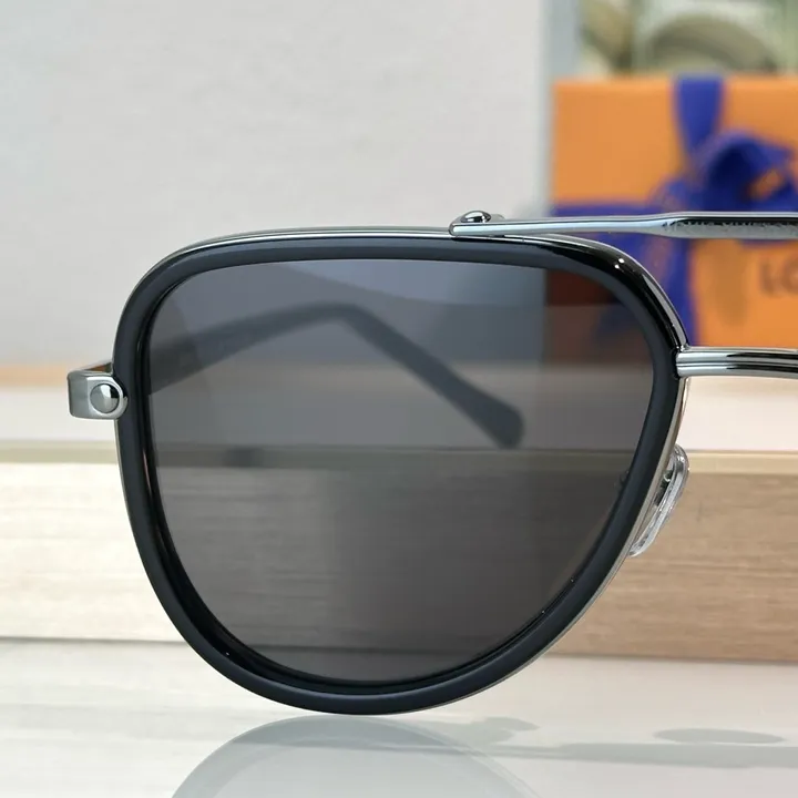 スーパーコピー ルイヴィトン サングラス