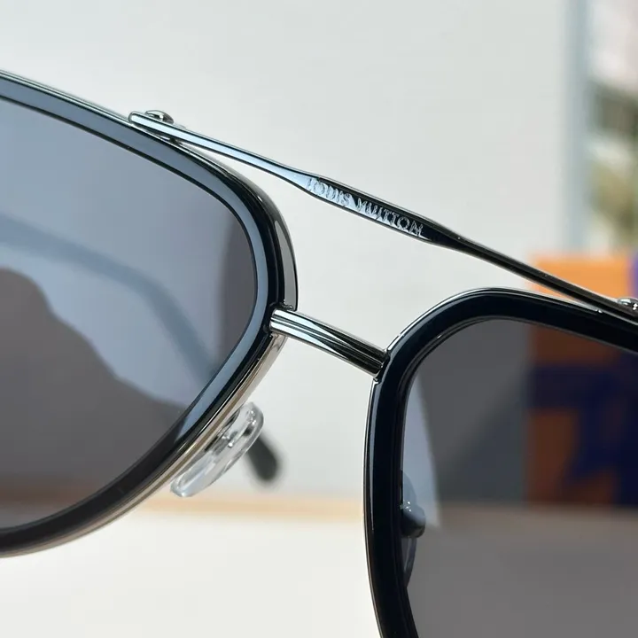 スーパーコピー ルイヴィトン サングラス