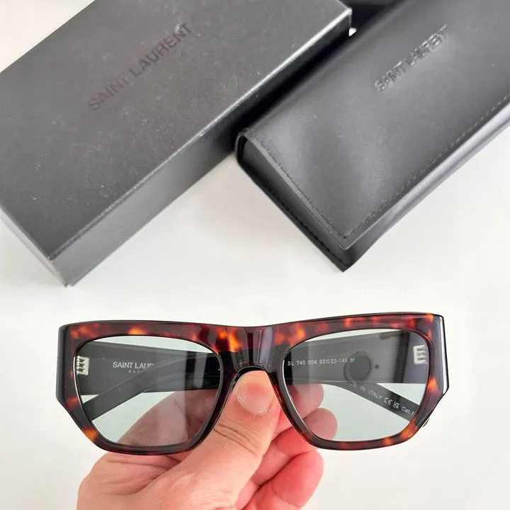 スーパーコピー ジバンシィ サングラス