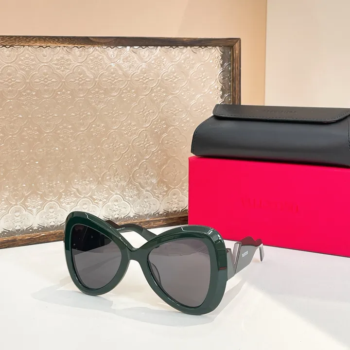 スーパーコピー ヴァレンティノ サングラス