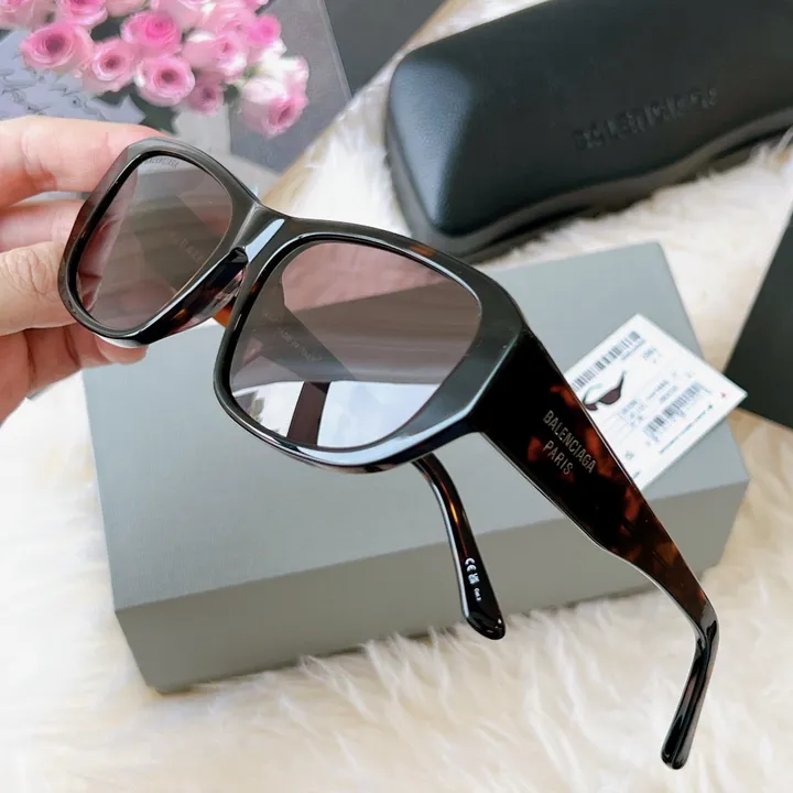 スーパーコピー バレンシアガ サングラス