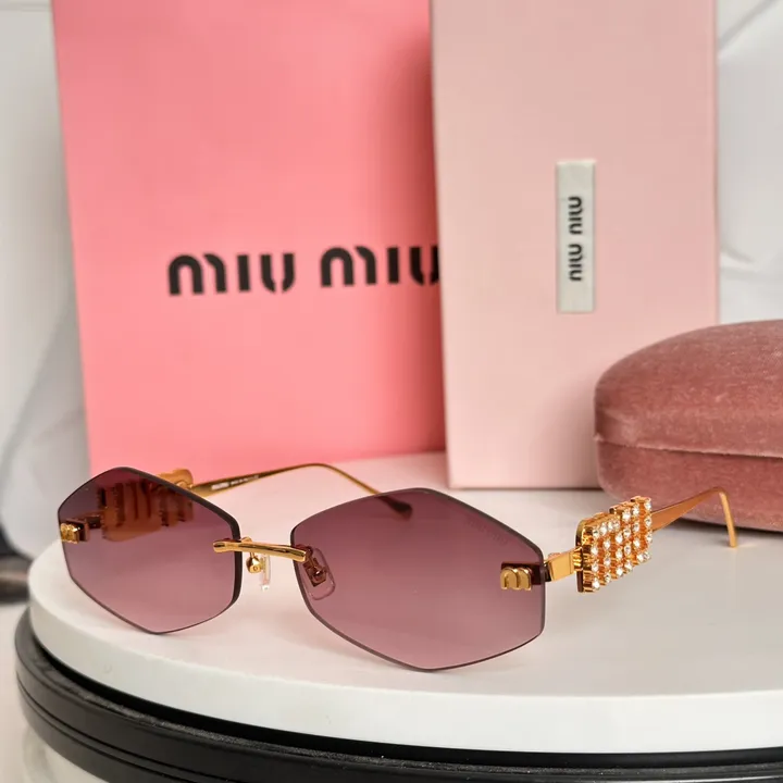 スーパーコピー ミュウミュウ サングラス