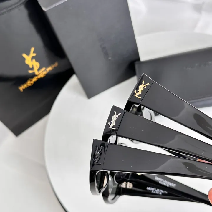 スーパーコピー イブサンローラン サングラス