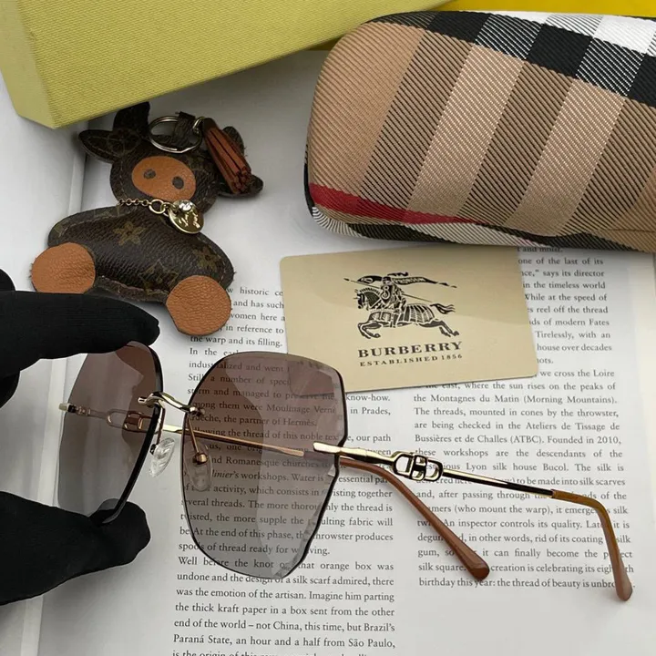 スーパーコピー バーバリー ス サングラス