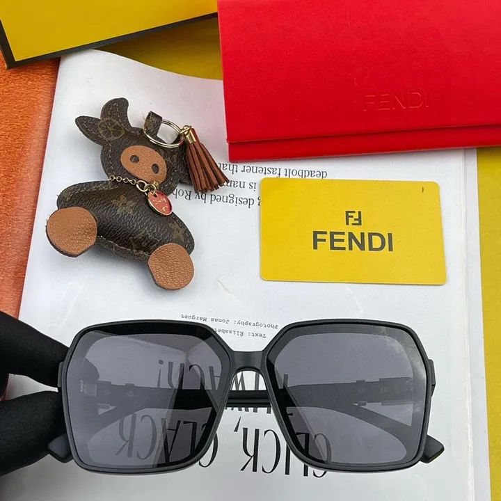 スーパーコピー フェンディ サングラス