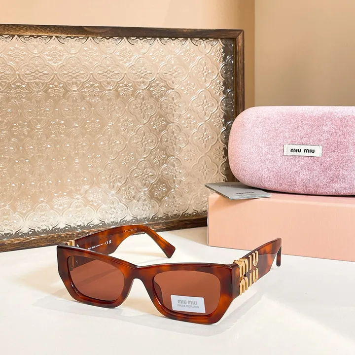 スーパーコピー ミュウミュウ サングラス