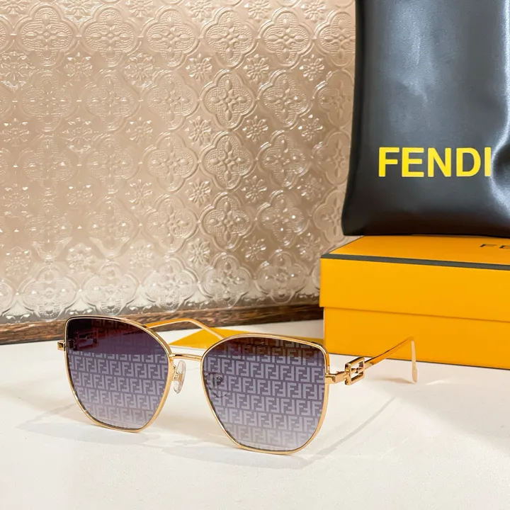 スーパーコピー フェンディ サングラス