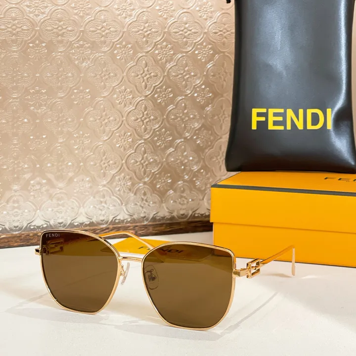 スーパーコピー フェンディ サングラス