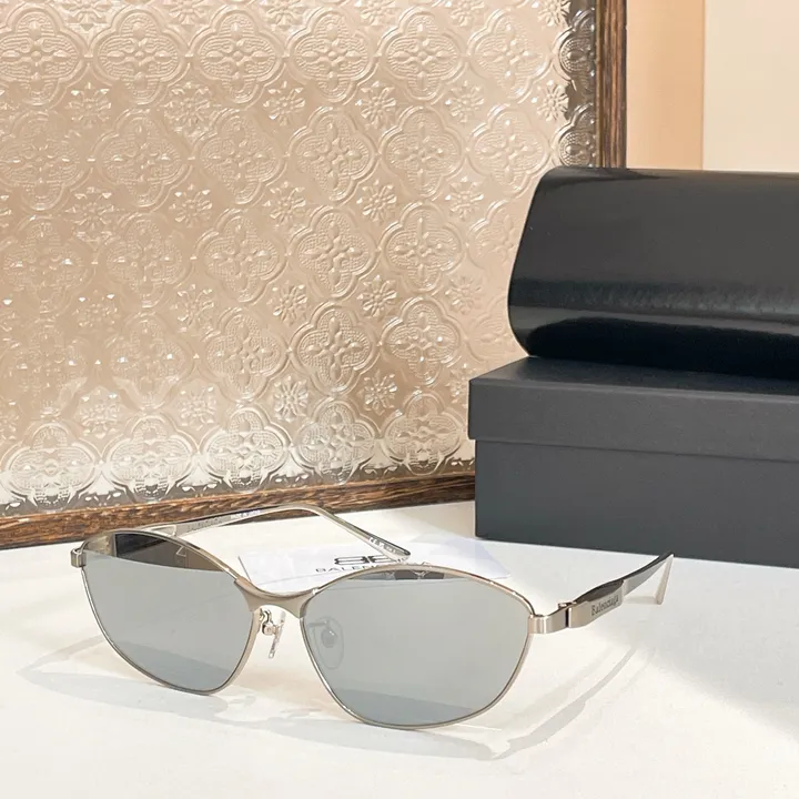 スーパーコピー バレンシアガ サングラス