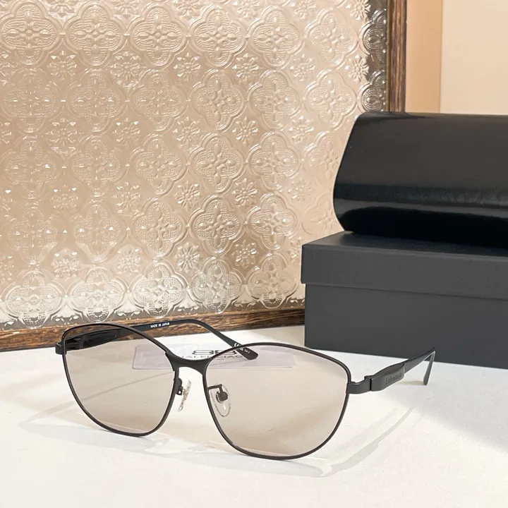 スーパーコピー バレンシアガ サングラス