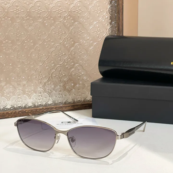 スーパーコピー バレンシアガ サングラス