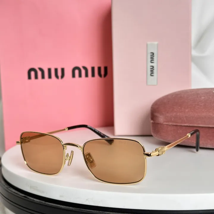 スーパーコピー ミュウミュウ サングラス