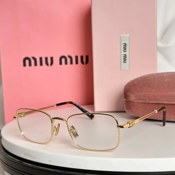 スーパーコピー ミュウミュウ サングラス