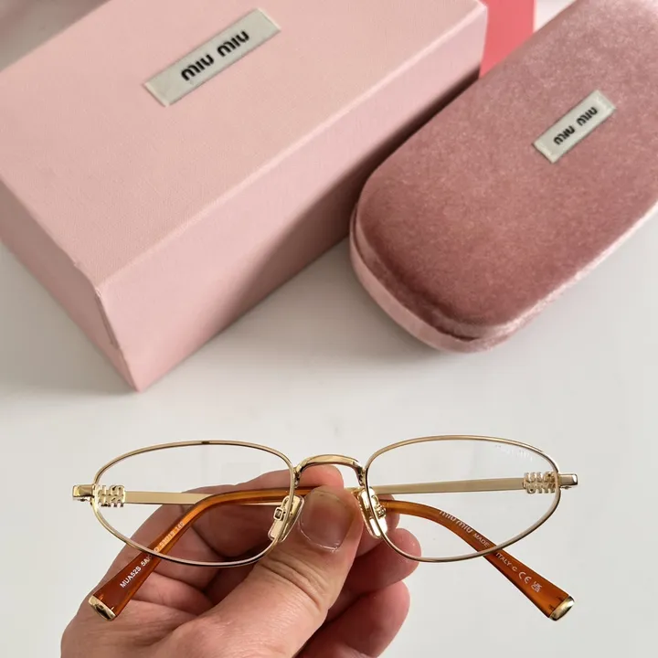 スーパーコピー ミュウミュウ サングラス