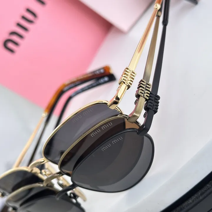 スーパーコピー ミュウミュウ サングラス