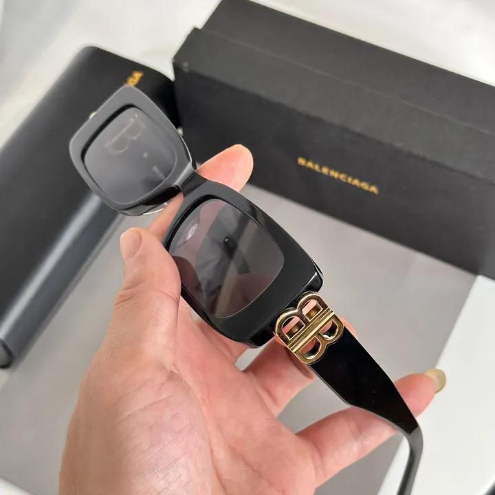 スーパーコピー バレンシアガ サングラス