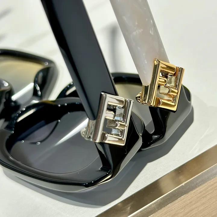 スーパーコピー フェンディ サングラス