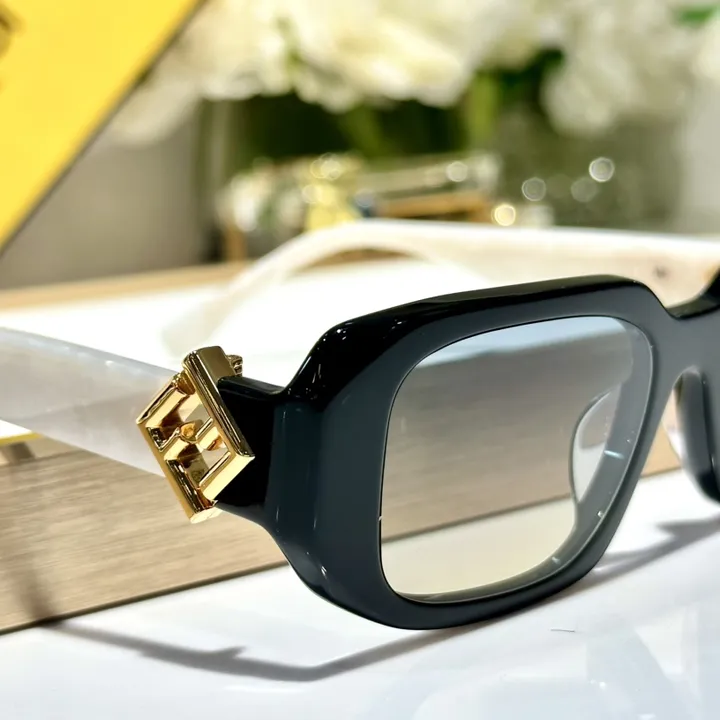 スーパーコピー フェンディ サングラス