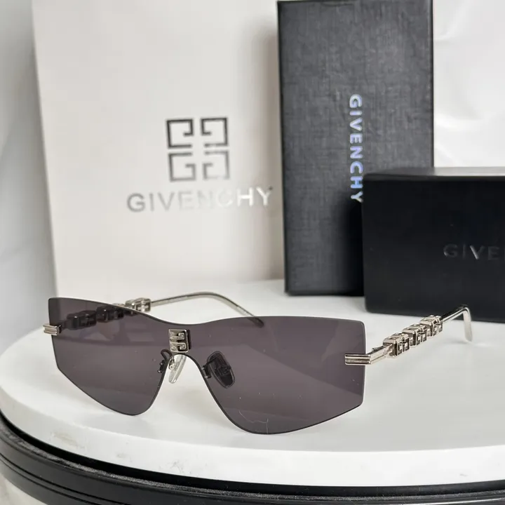 スーパーコピー ジバンシィ サングラス