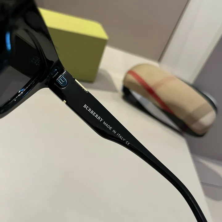 スーパーコピー バーバリー ス サングラス