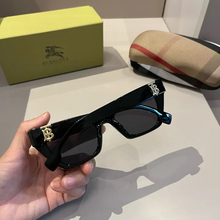 スーパーコピー バーバリー ス サングラス