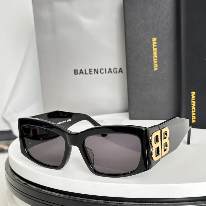 スーパーコピー バレンシアガ サングラス