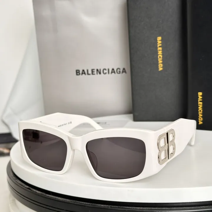 スーパーコピー バレンシアガ サングラス