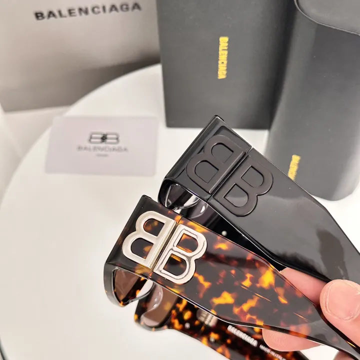 スーパーコピー バレンシアガ サングラス