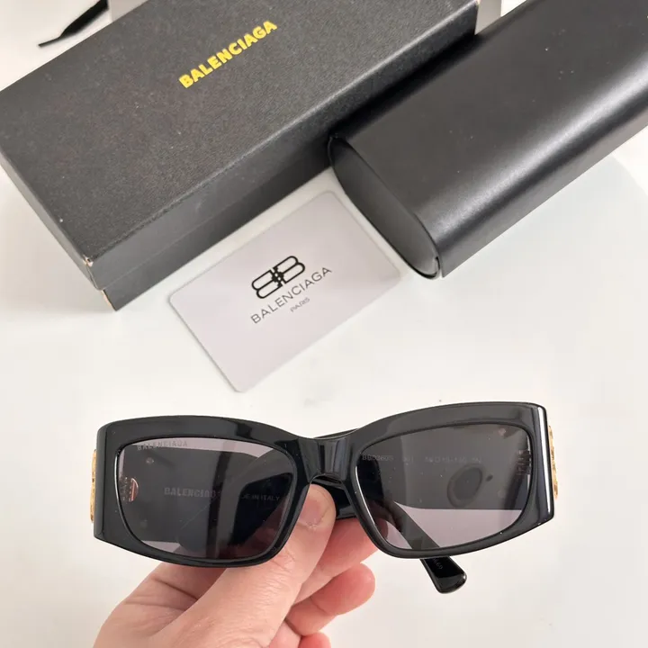 スーパーコピー バレンシアガ サングラス