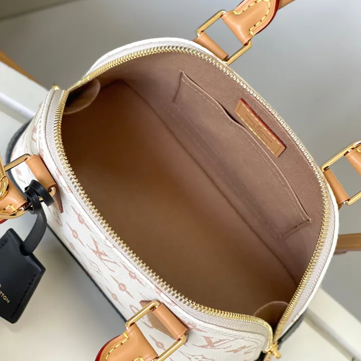 スーパーコピー ルイヴィトン キーホルダー