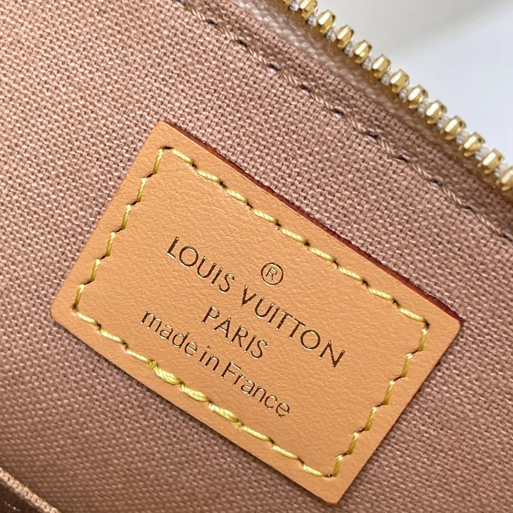 スーパーコピー ルイヴィトン キーホルダー