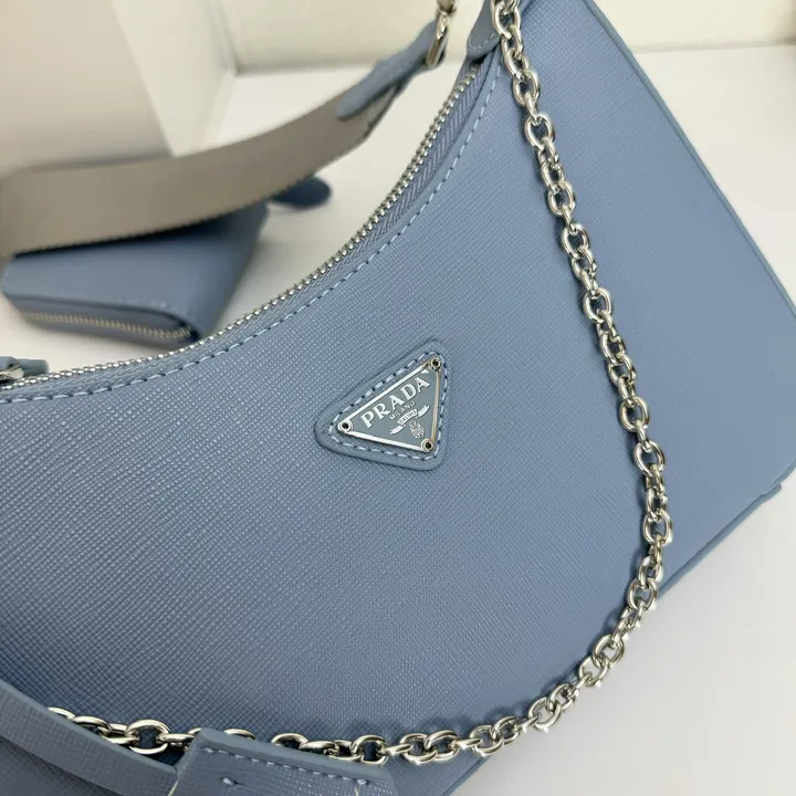 スーパーコピー バレンシアガ キーホルダー