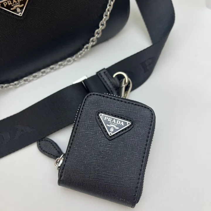 スーパーコピー バレンシアガ キーホルダー