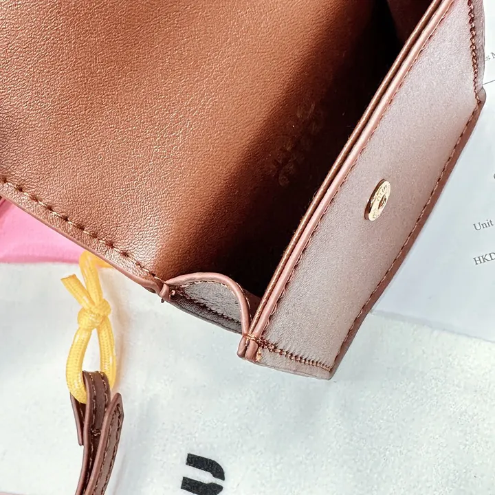 スーパーコピー ミュウミュウ キーホルダー