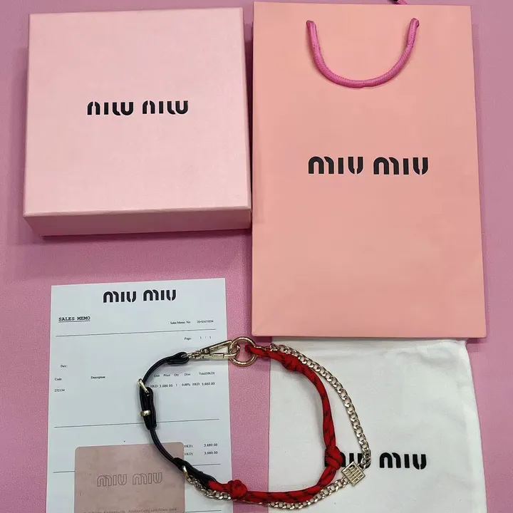 スーパーコピー ミュウミュウ キーホルダー