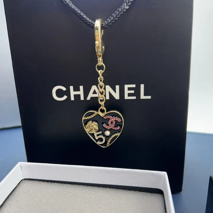 スーパーコピー シャネル キーホルダー