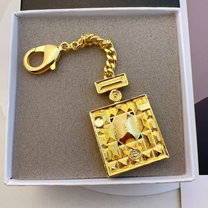 スーパーコピー シャネル キーホルダー