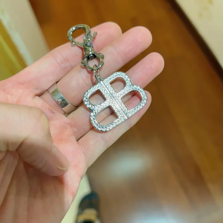 スーパーコピー バレンシアガ キーホルダー