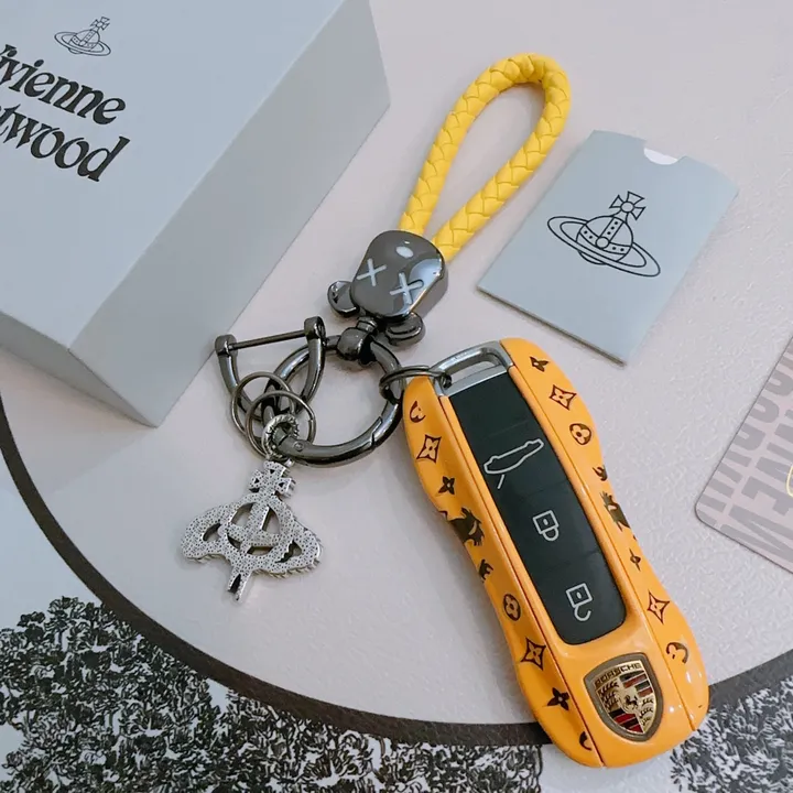 スーパーコピー ヴィヴィアン・ウエストウッド キーホルダー