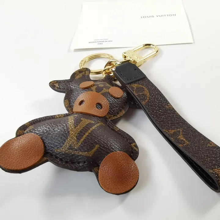 スーパーコピー ミュウミュウ キーホルダー