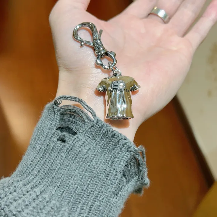 スーパーコピー バレンシアガ キーホルダー