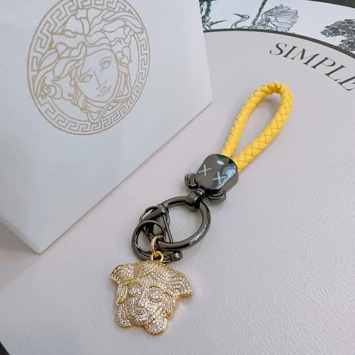 スーパーコピー プラダ キーホルダー