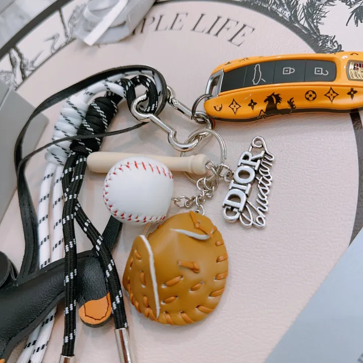 スーパーコピー ディオール キーホルダー