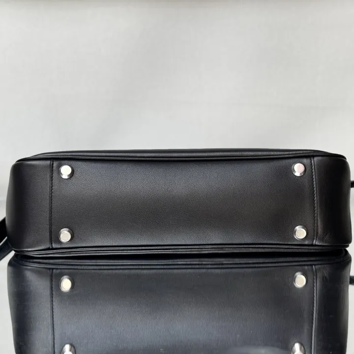 スーパーコピー バレンシアガ キーホルダー