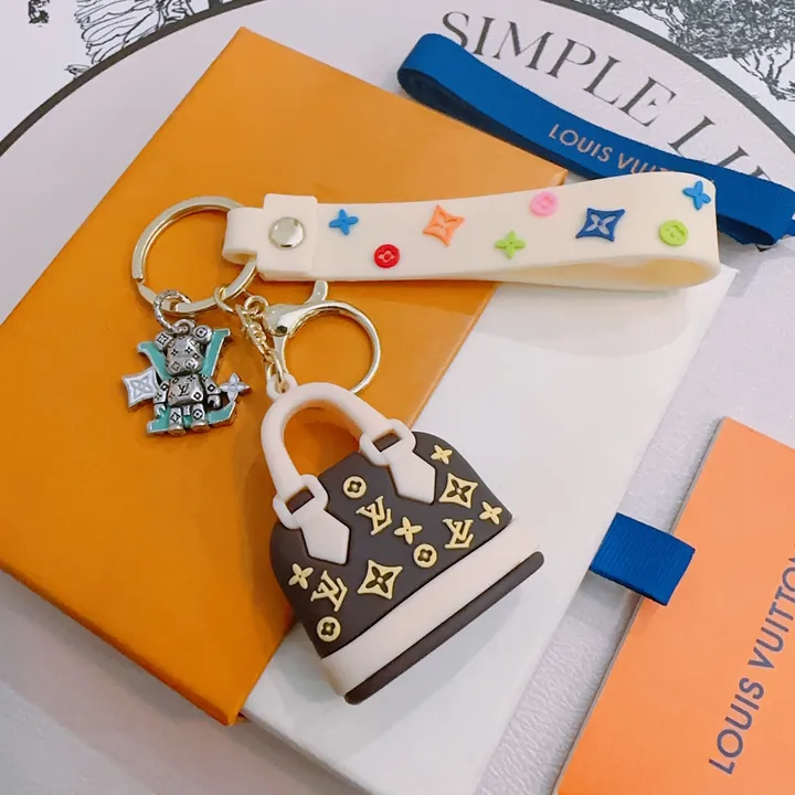 スーパーコピー ルイヴィトン キーホルダー
