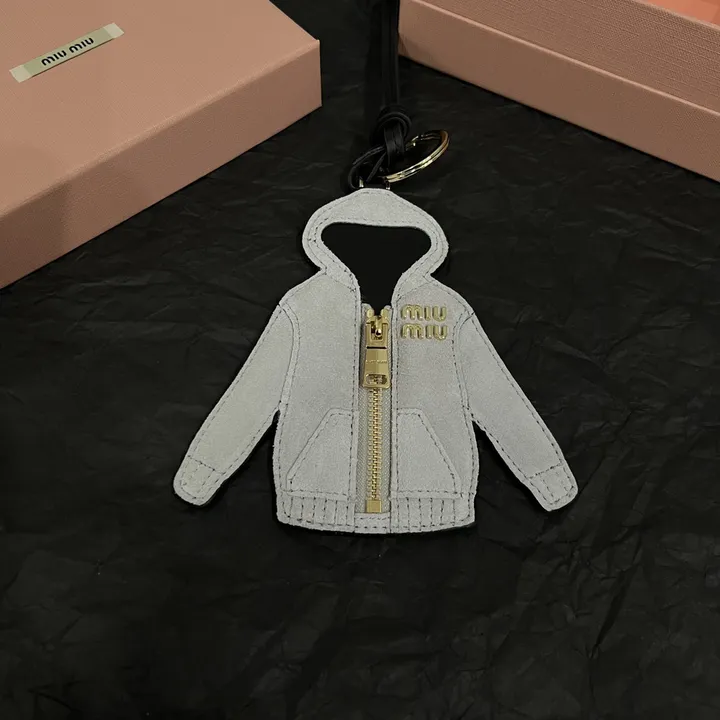 スーパーコピー ミュウミュウ キーホルダー