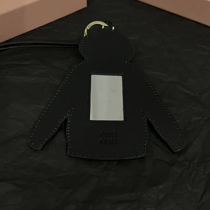 スーパーコピー ミュウミュウ キーホルダー