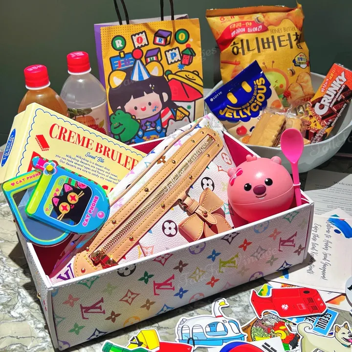 スーパーコピー ルイヴィトン キーホルダー