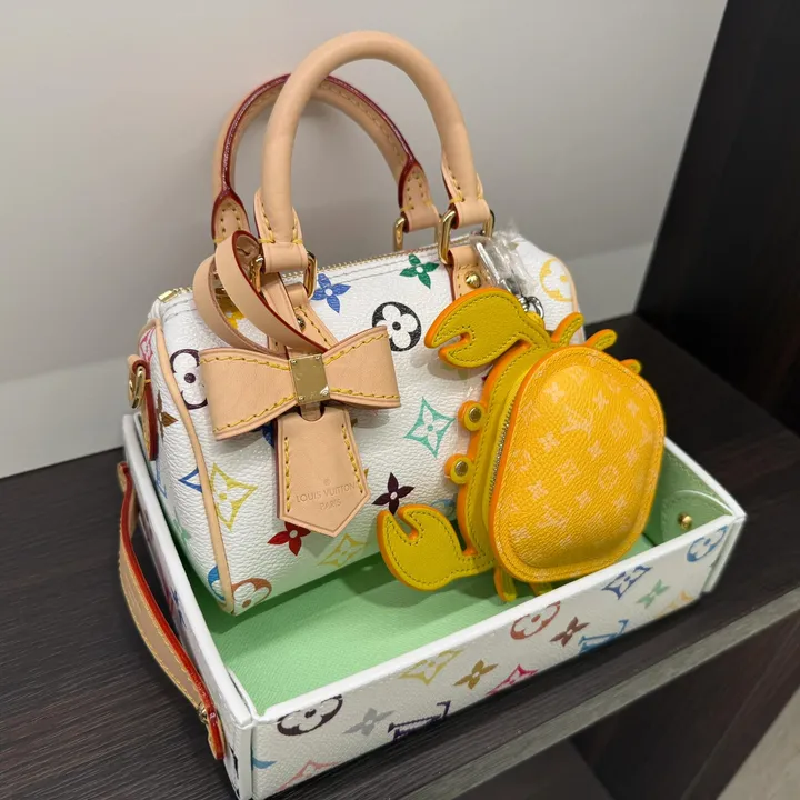 スーパーコピー ルイヴィトン キーホルダー